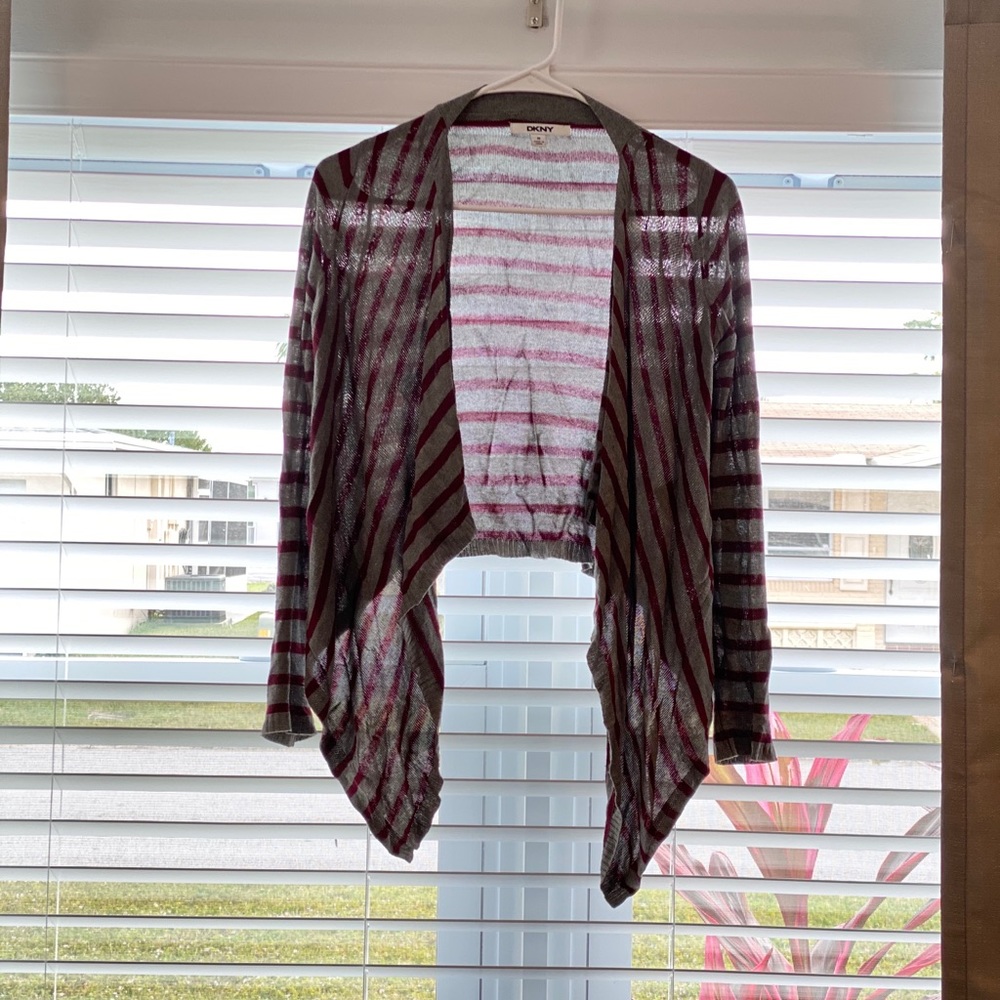 Cropped women’s cardigan